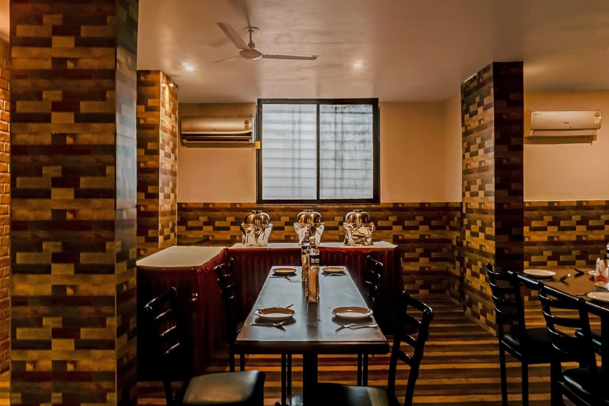 Hotel O Log Inn Plaza Near Eon It Park Pune Exterior foto