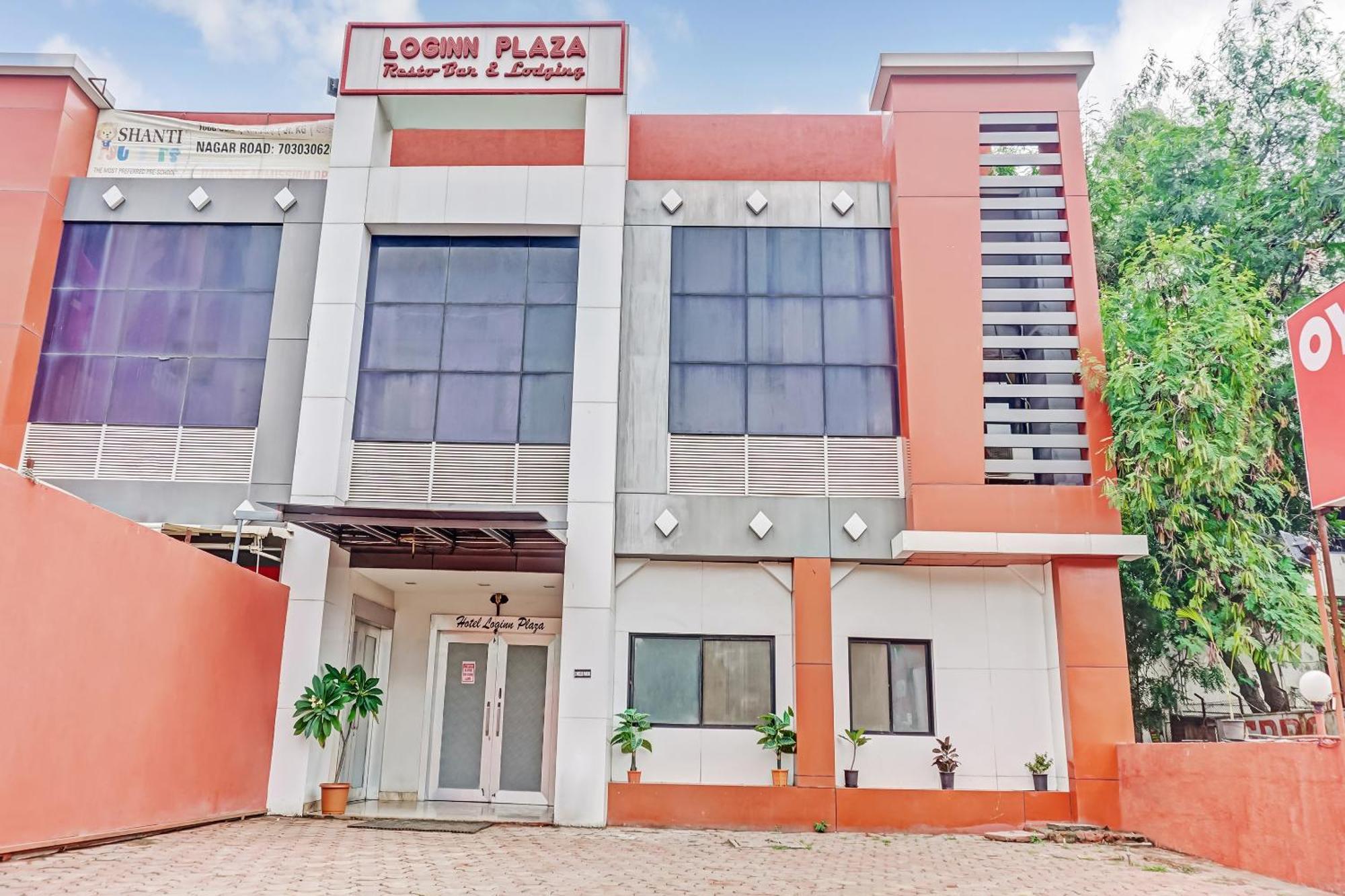 Hotel O Log Inn Plaza Near Eon It Park Pune Exterior foto